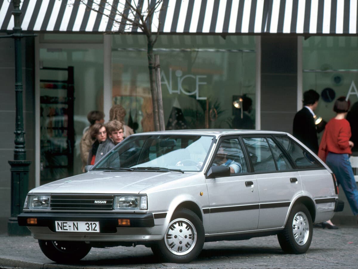 Nissan Sentra I (B11) — Öndən