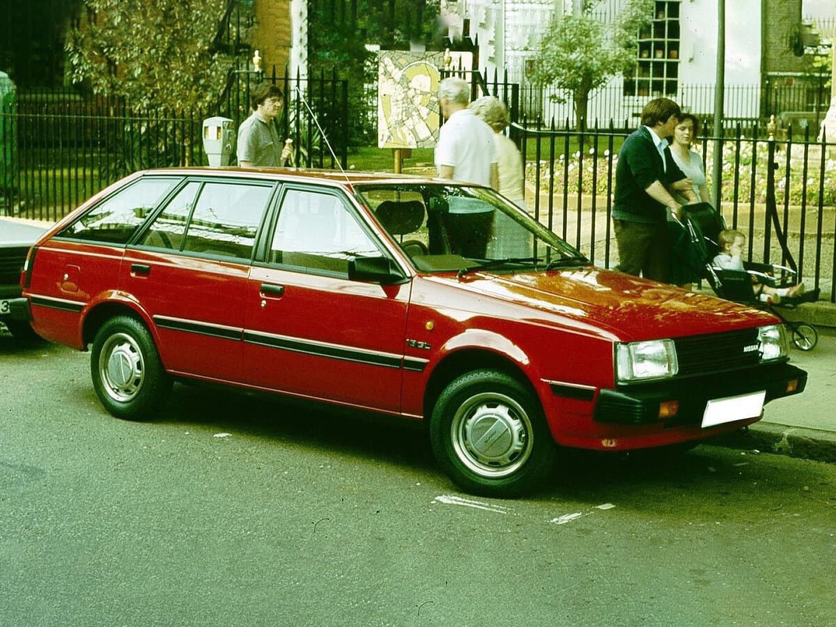 Nissan Sentra I (B11) — Əsas şəkil