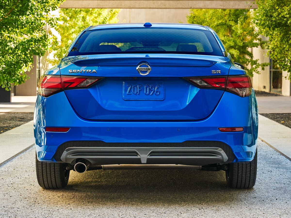 Nissan Sentra VIII (B18) — Arxadan