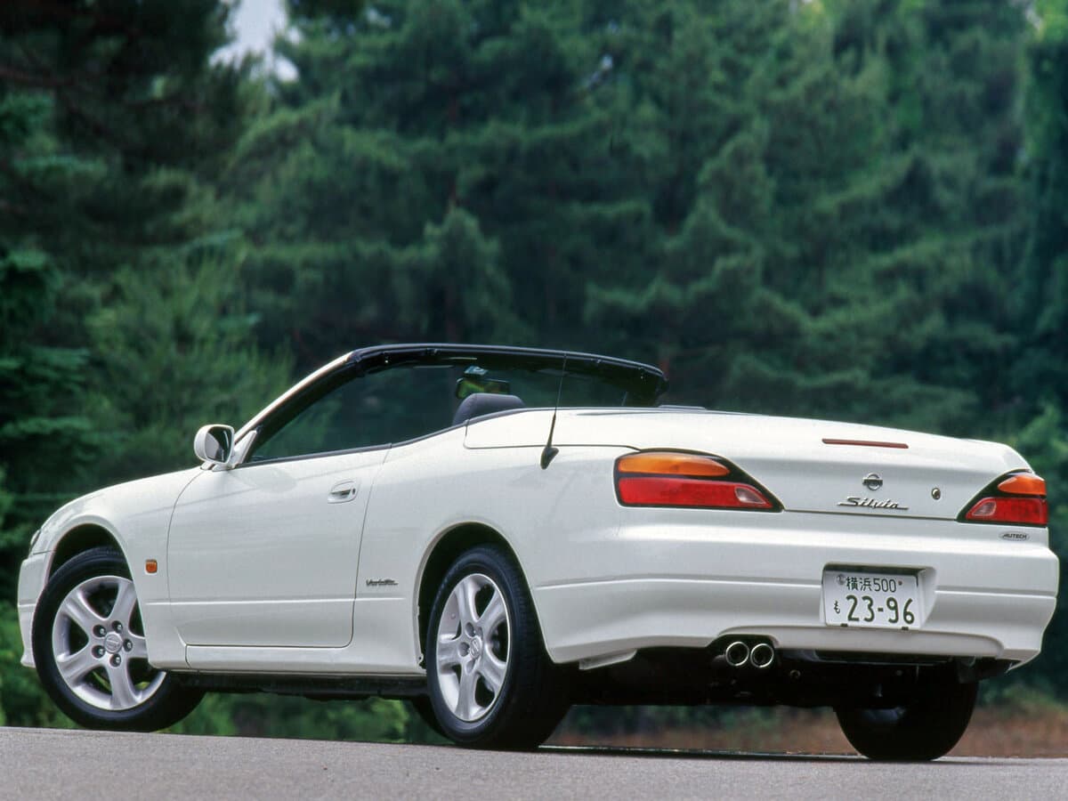 Nissan Silvia VII (S15) — 3/4 arxadan