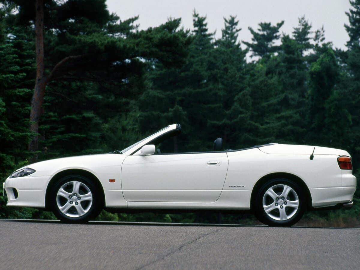 Nissan Silvia VII (S15) — Yandan