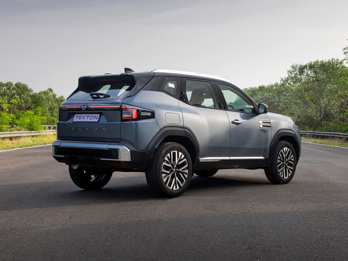 Nissan Tekton 2026 – indiyədək — 3/4 arxadan