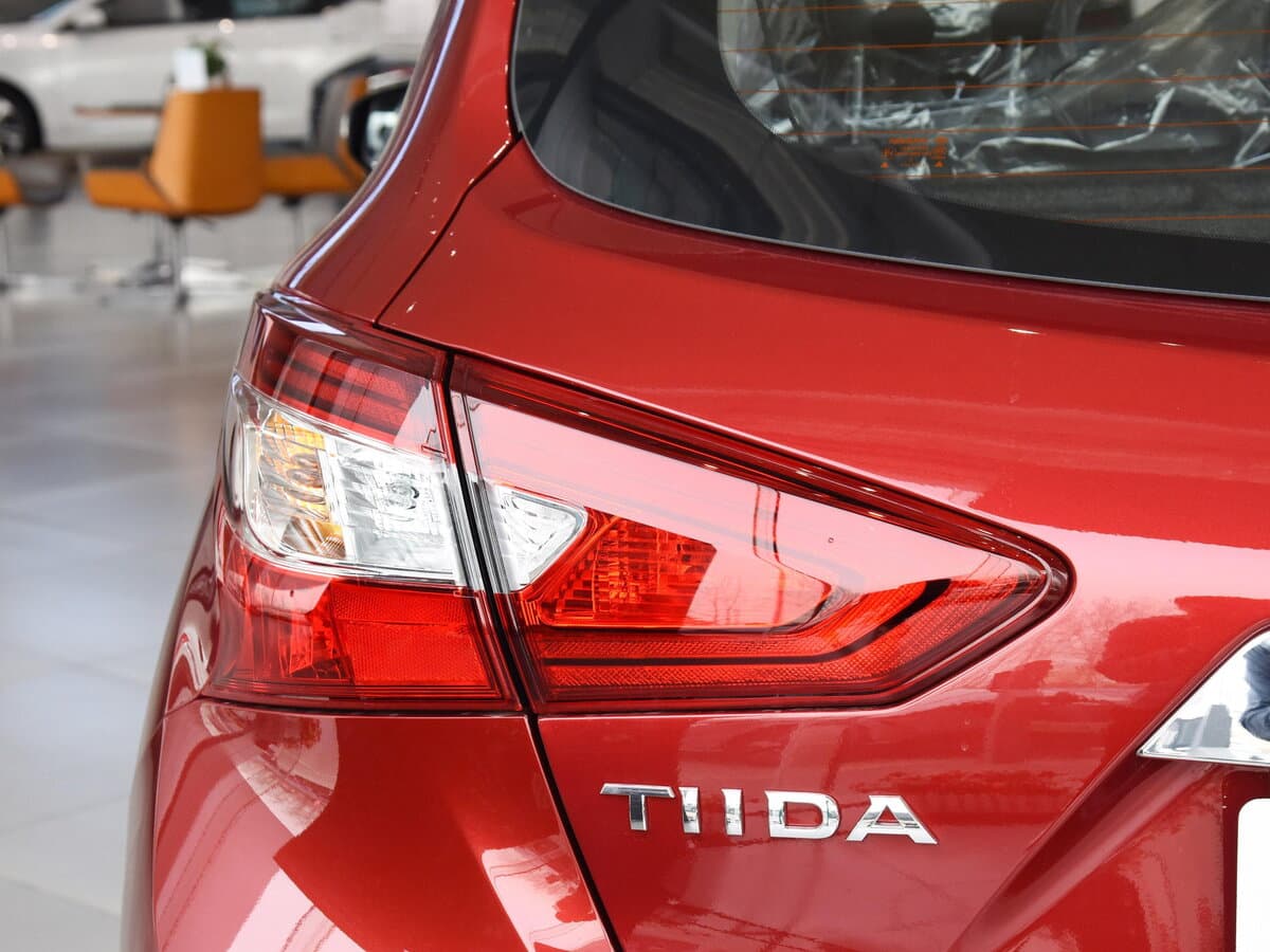 Nissan Tiida II (China Market) — Detal