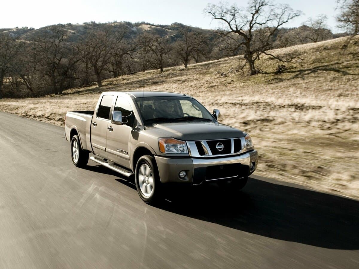 Nissan Titan I Restayling — Əsas şəkil