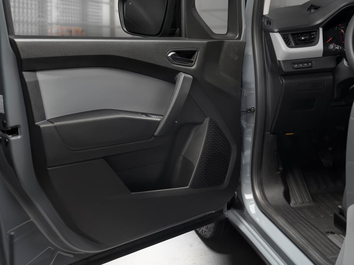 Nissan Townstar 2022 – indiyədək — Qapı