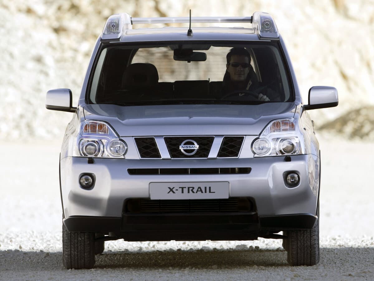 Nissan X-Trail II — Öndən