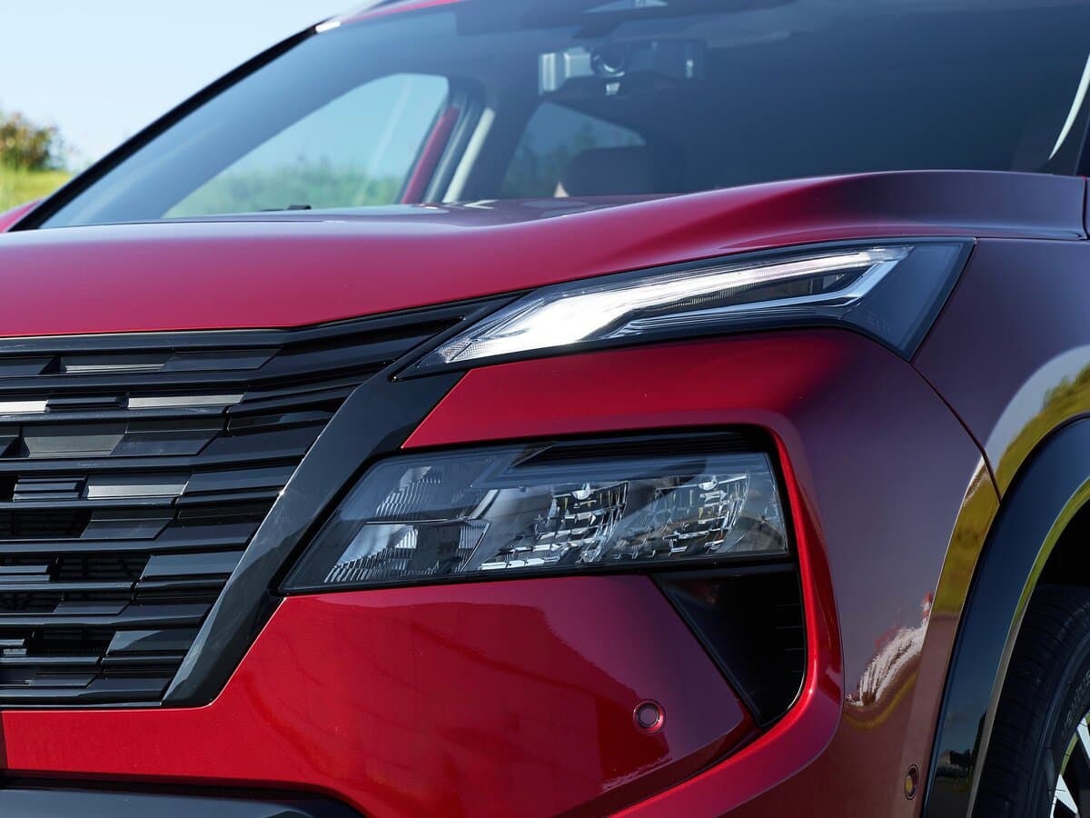 Nissan X-Trail IV Restayling — Fara