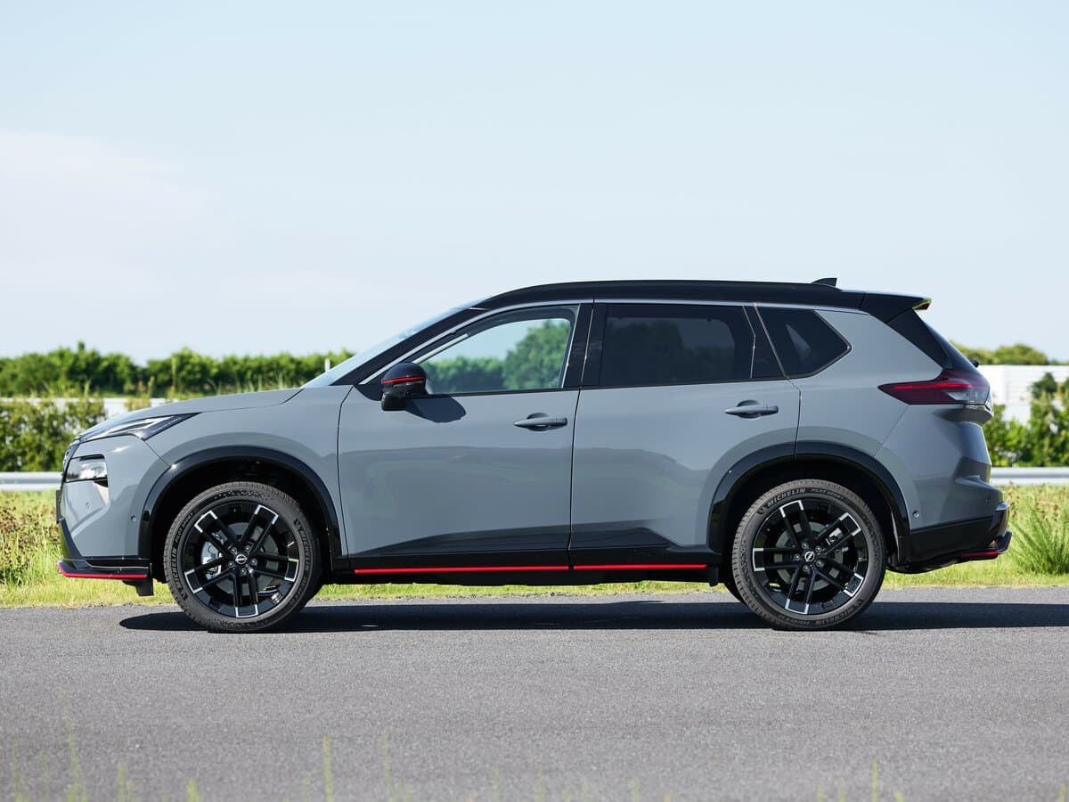 Nissan X-Trail IV Restayling — Yandan