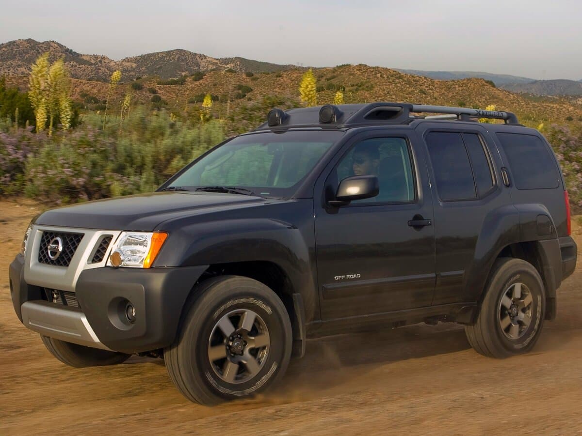 Nissan Xterra II Restayling — Yandan
