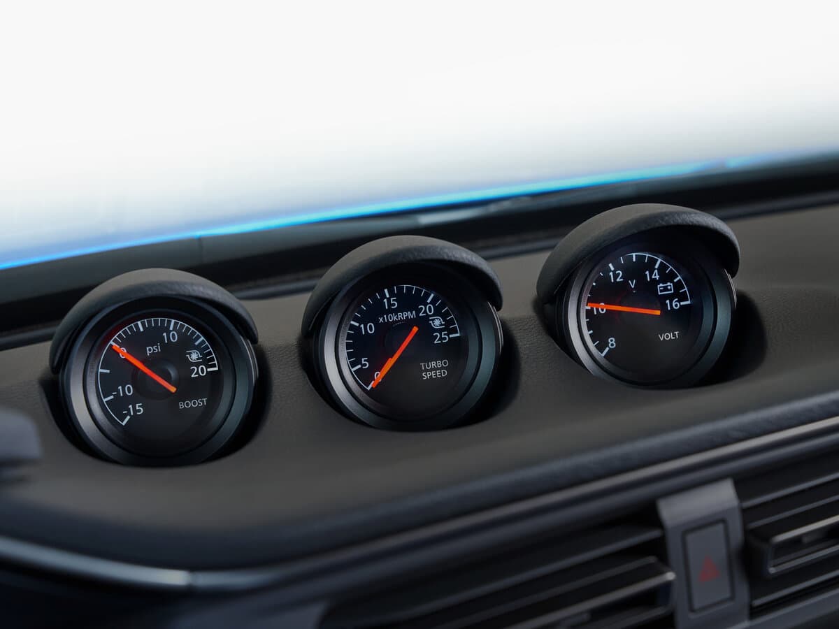 Nissan Z 2021 – indiyədək — Salon, öndən