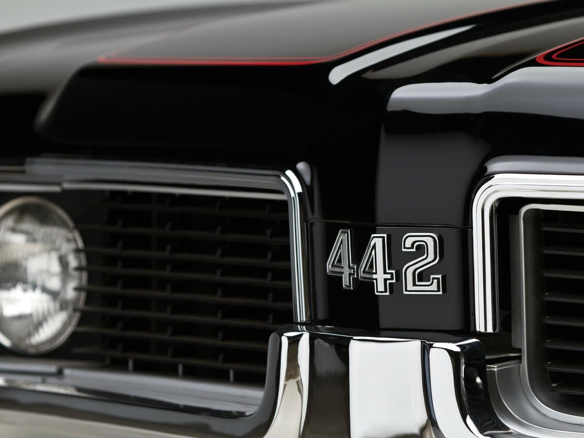 Oldsmobile 442 II — Salon, arxadan