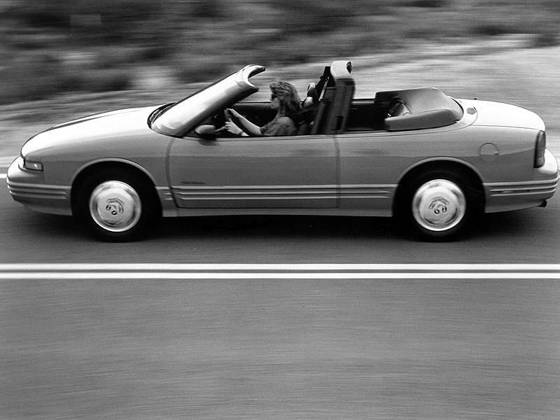 Oldsmobile Cutlass Supreme 1988 – 1997 — Yandan