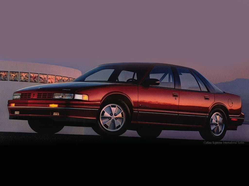 Oldsmobile Cutlass Supreme 1988 – 1997 — Yandan