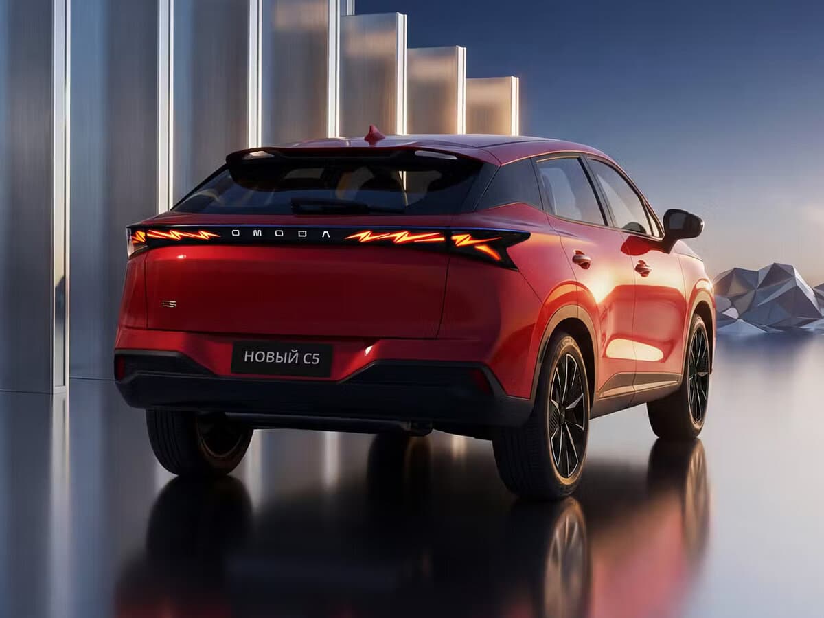 Omoda C5 II — Arxadan