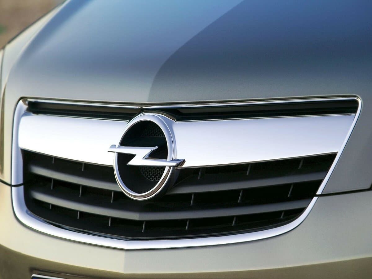 Opel Antara I — Salon, arxadan