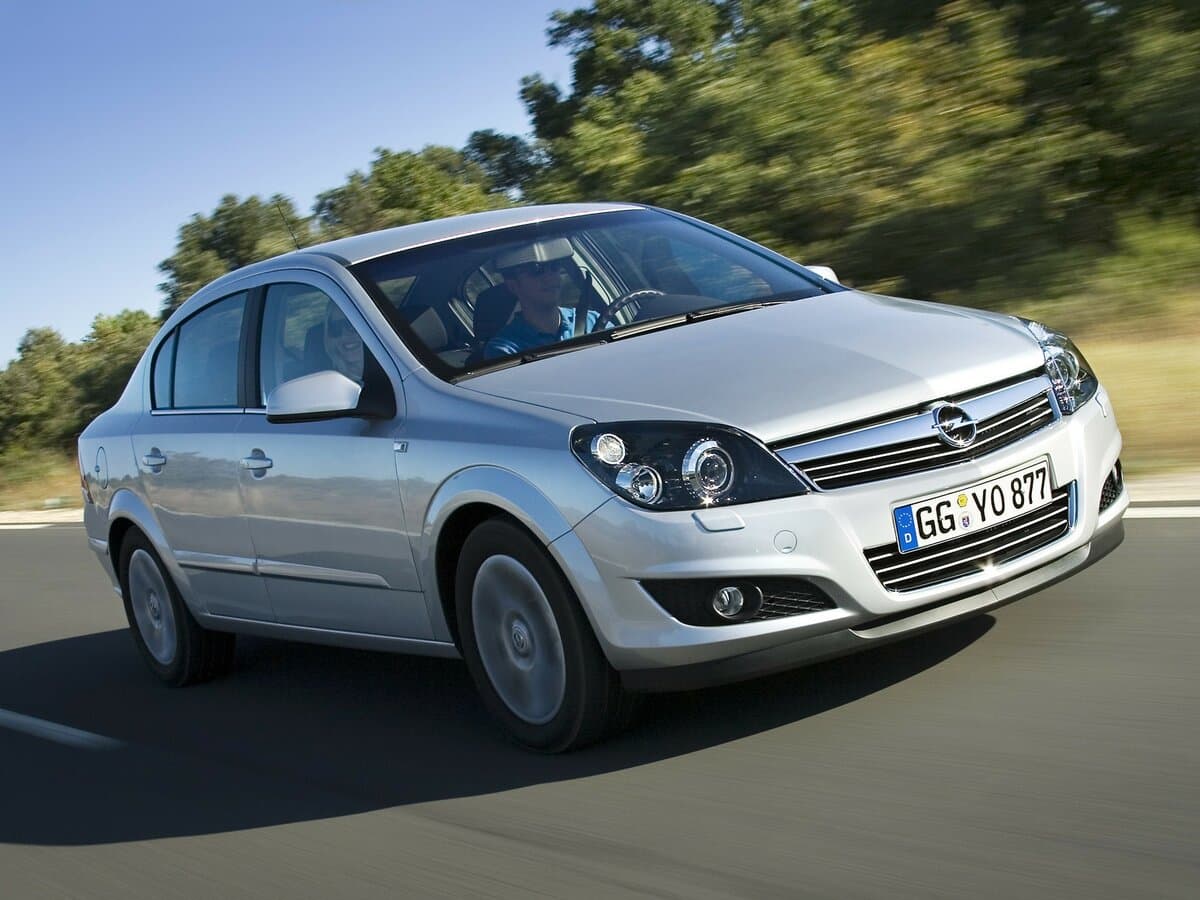 Opel Astra H Restayling — Əsas şəkil