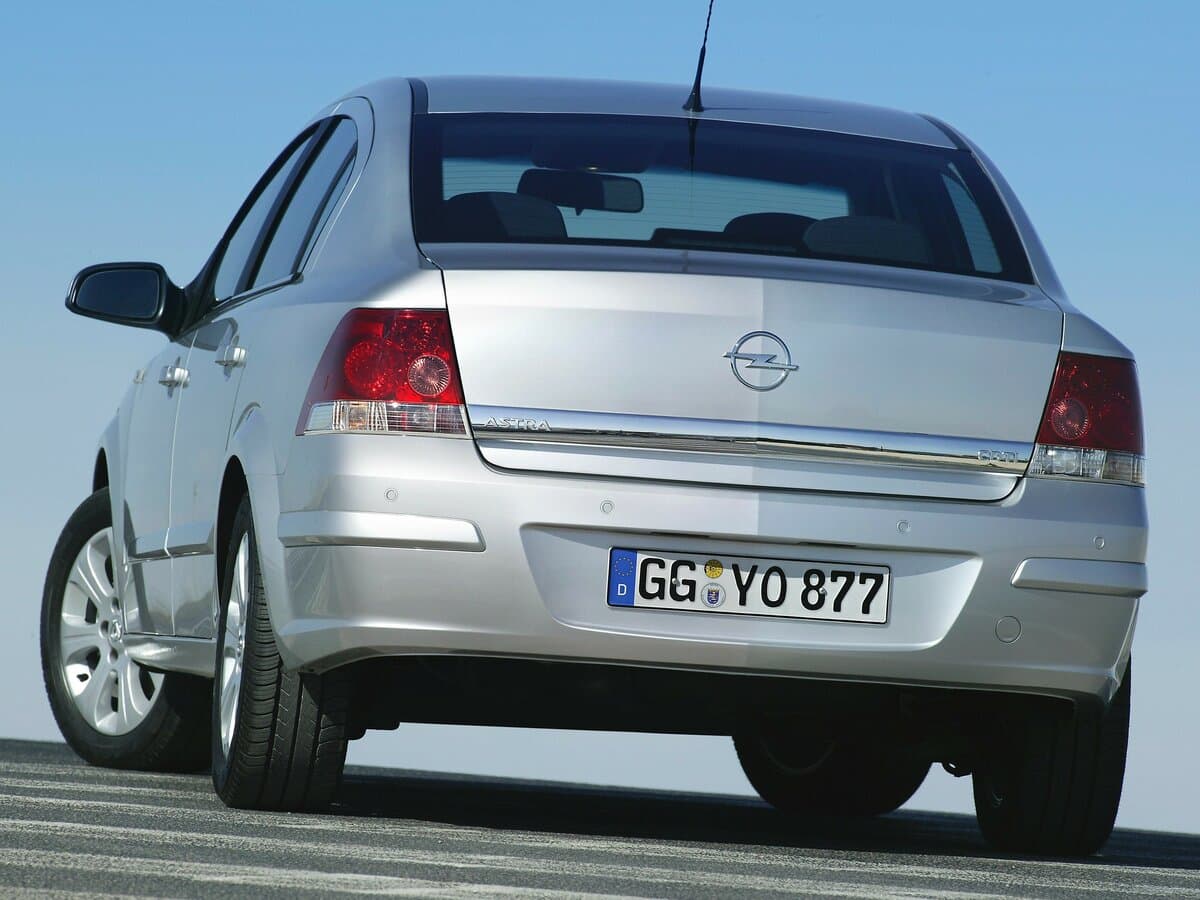 Opel Astra H Restayling — Arxadan