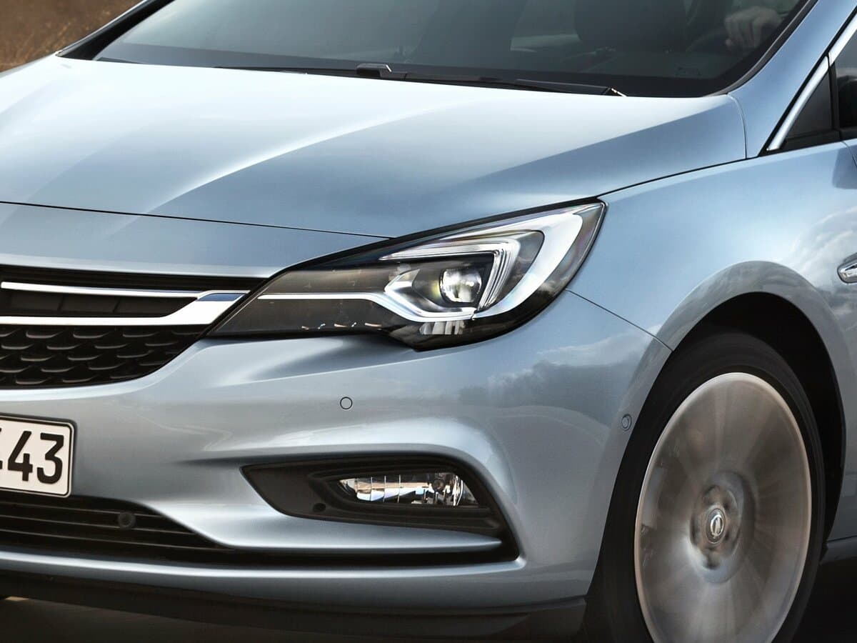 Opel Astra K — Fara