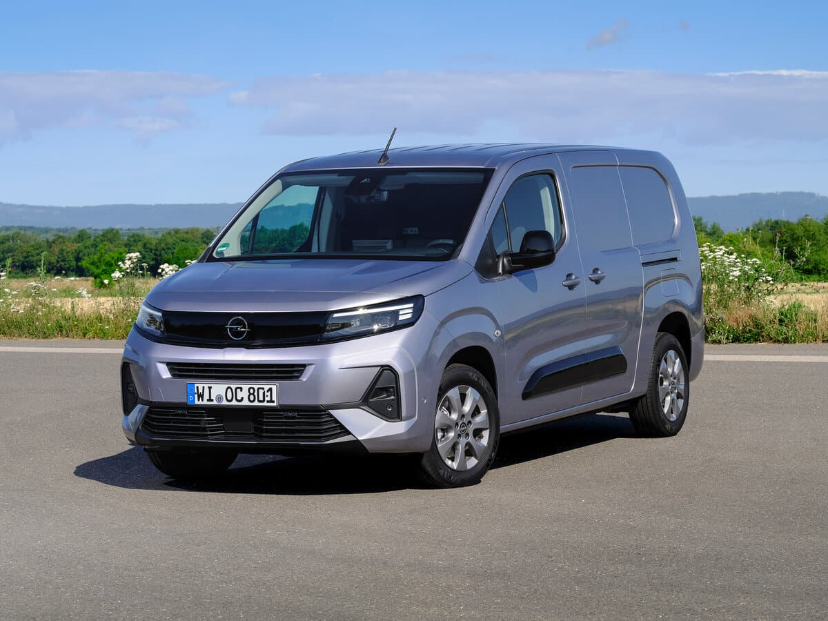 Opel Combo E Restayling — Əsas şəkil