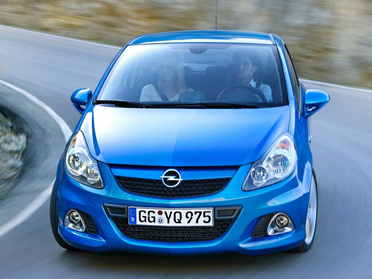 Opel Corsa OPC D — Öndən