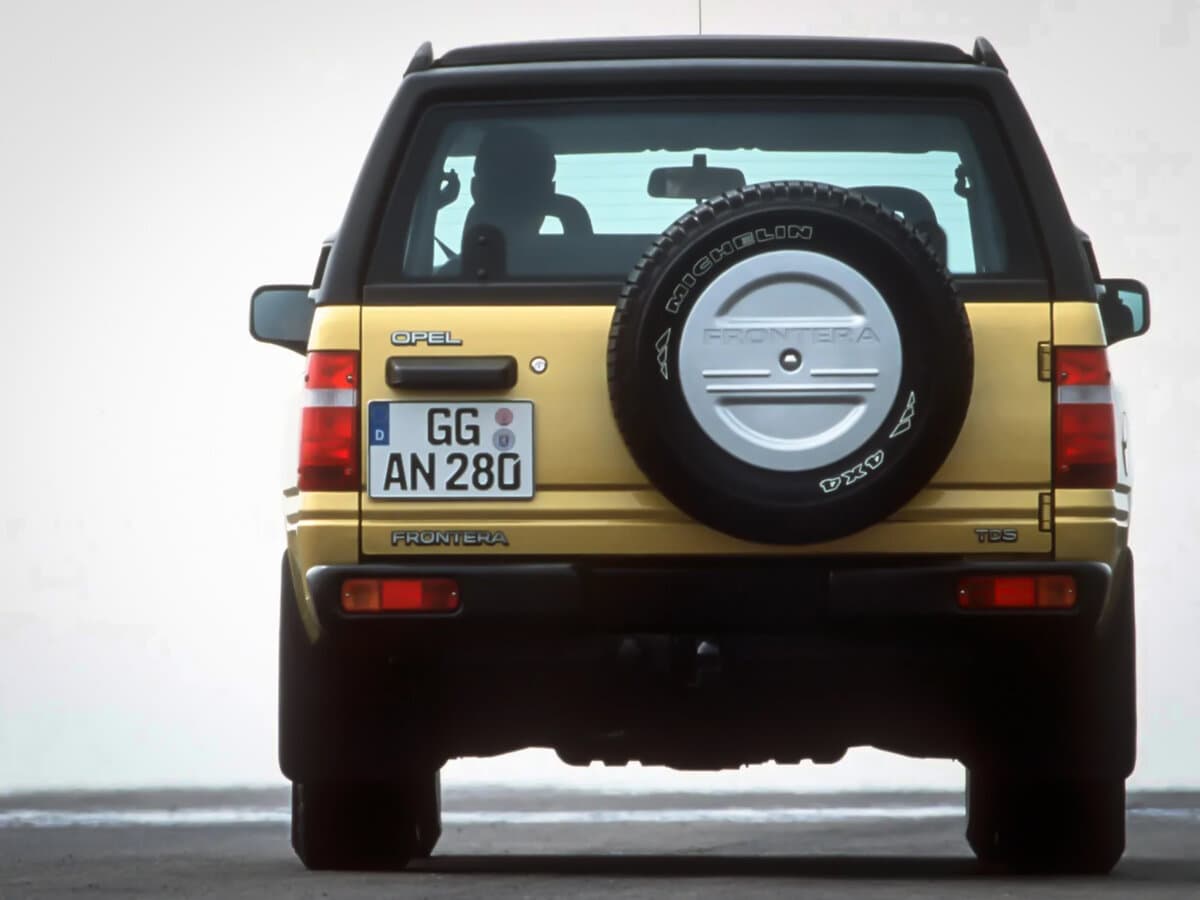 Opel Frontera A — Arxadan
