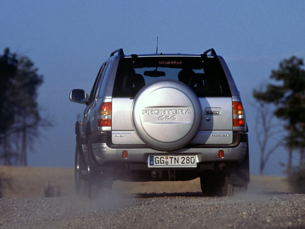 Opel Frontera B — Arxadan