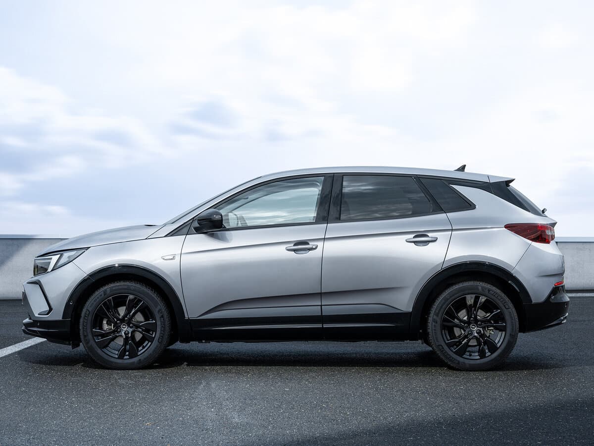 Opel Grandland I Restayling — Yandan