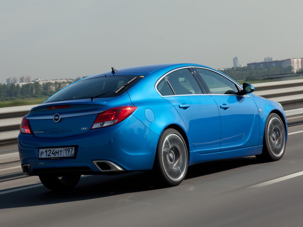 Opel Insignia OPC I — 3/4 arxadan