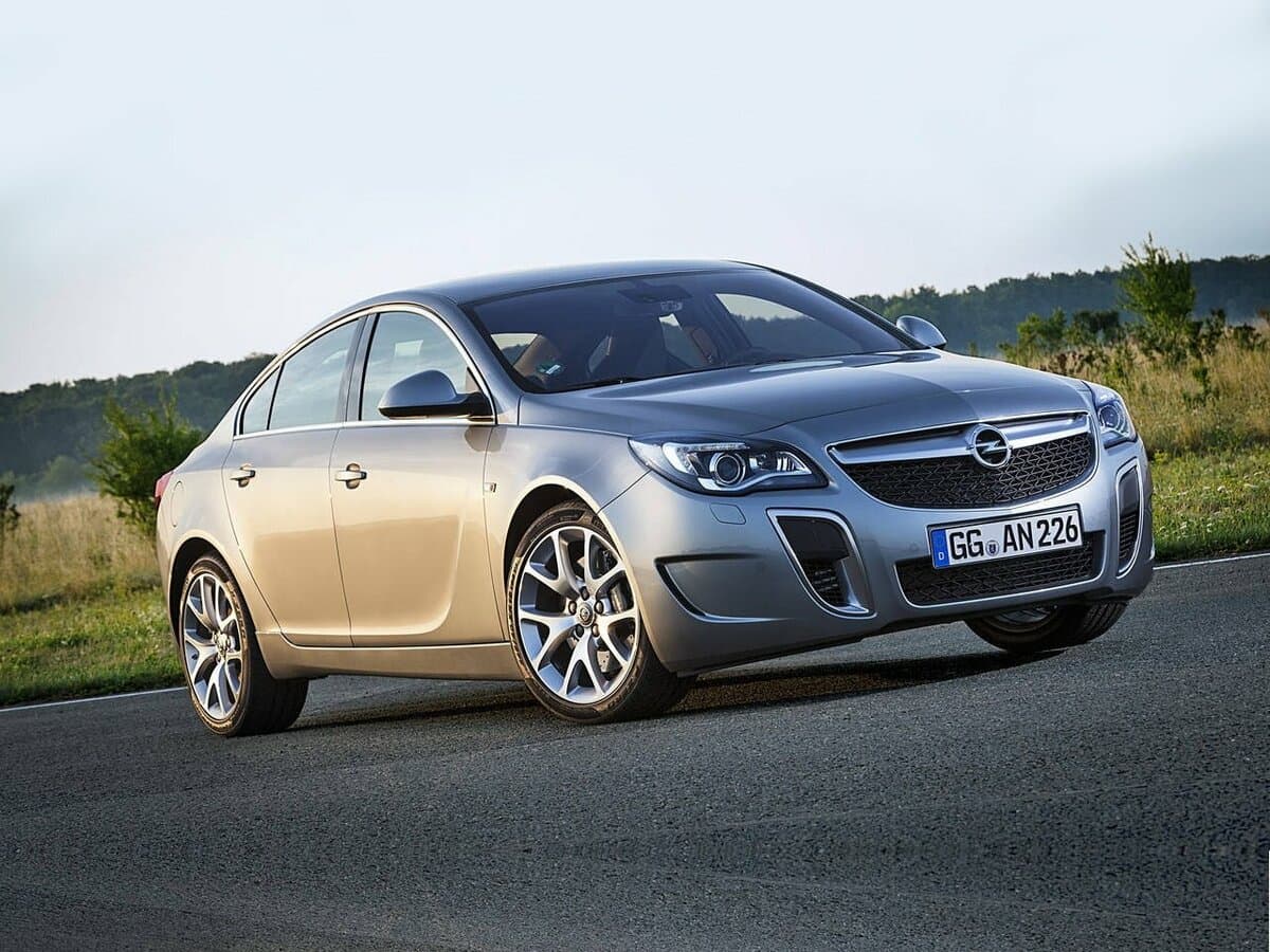 Opel Insignia OPC I Restayling — Əsas şəkil