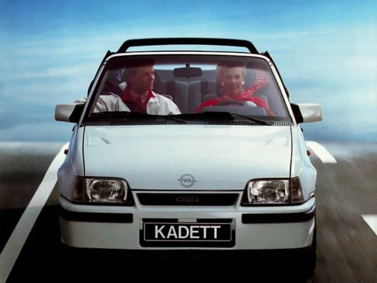 Opel Kadett E — Öndən