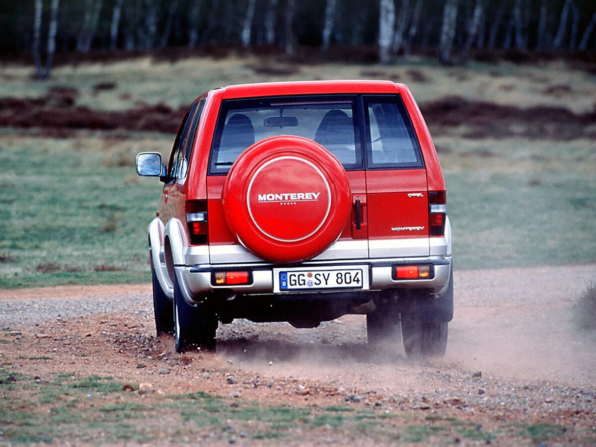 Opel Monterey A — Arxadan