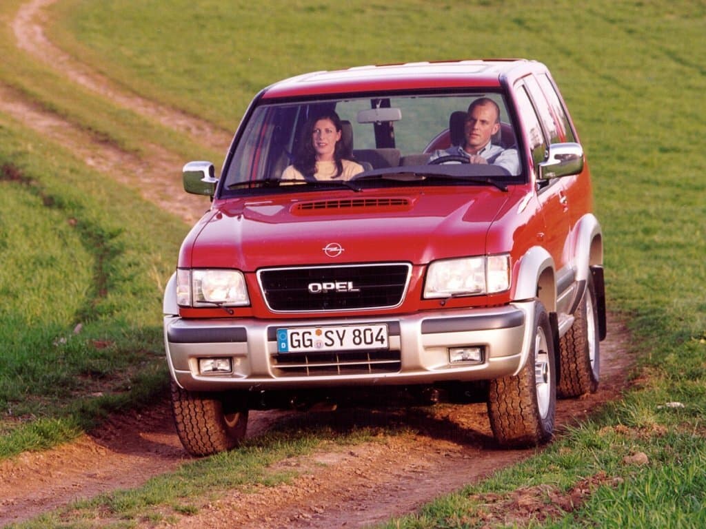 Opel Monterey A restayling — Öndən