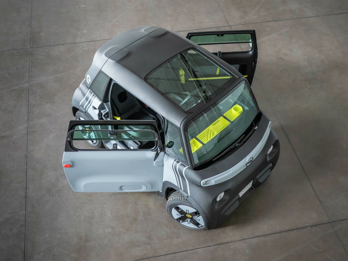 Opel Rocks Electric 2021 – indiyədək — Salon, öndən
