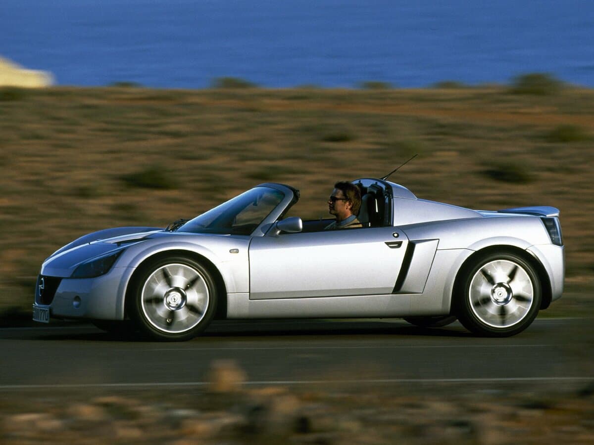 Opel Speedster 2000 – 2005 — Yandan