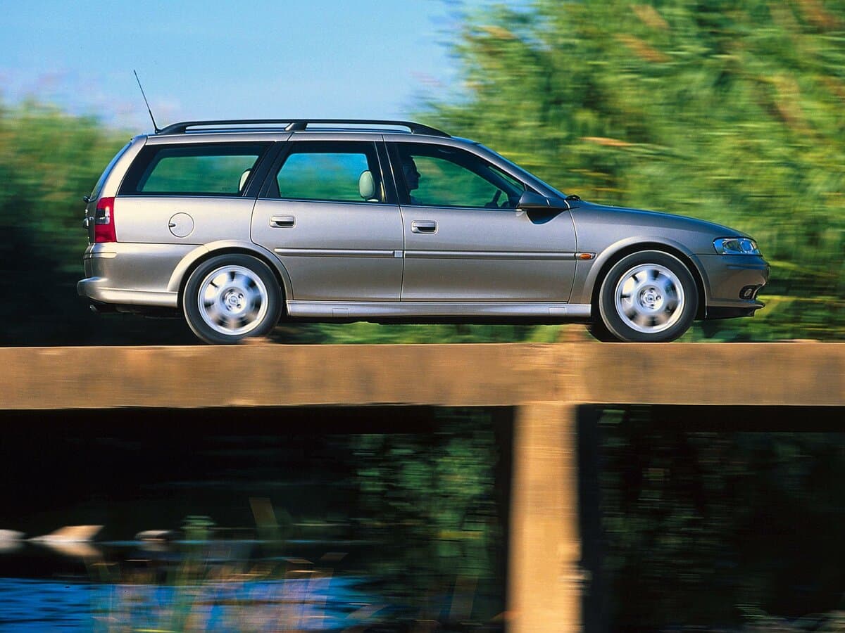 Opel Vectra B Restayling — Yandan