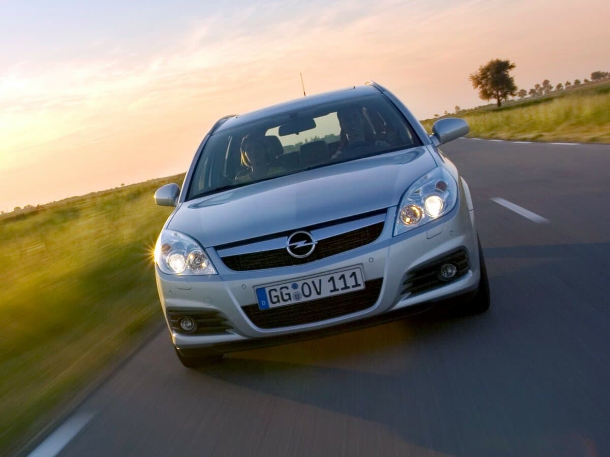 Opel Vectra C Restayling — Öndən