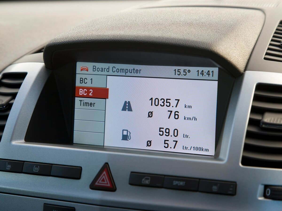 Opel Zafira B Restayling — Salon, öndən