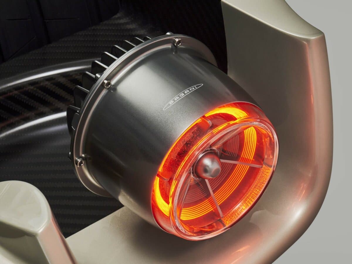 Pagani Utopia 2022 – indiyədək — Detal