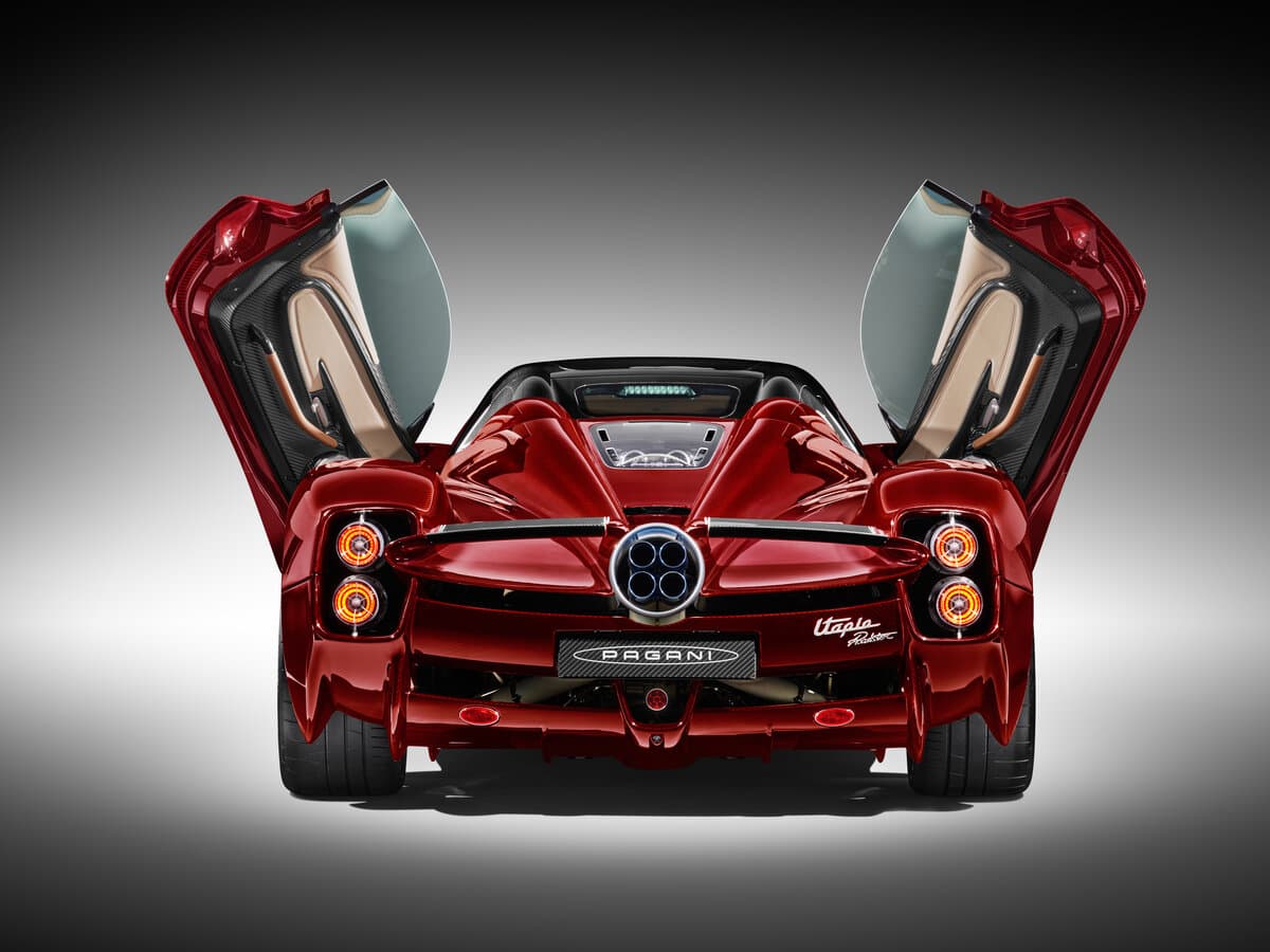 Pagani Utopia 2022 – indiyədək — Arxadan