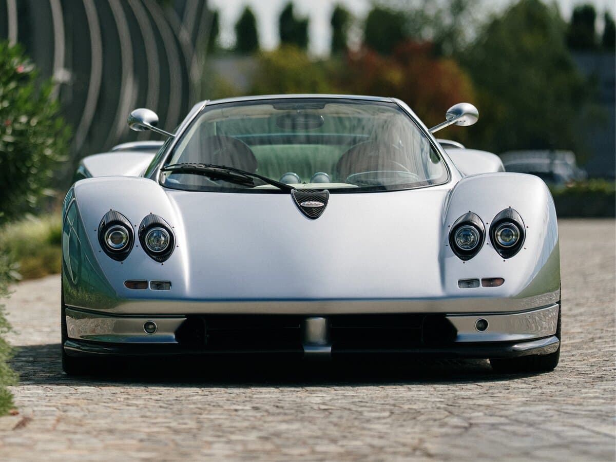 Pagani Zonda 1999 – 2013 — Öndən