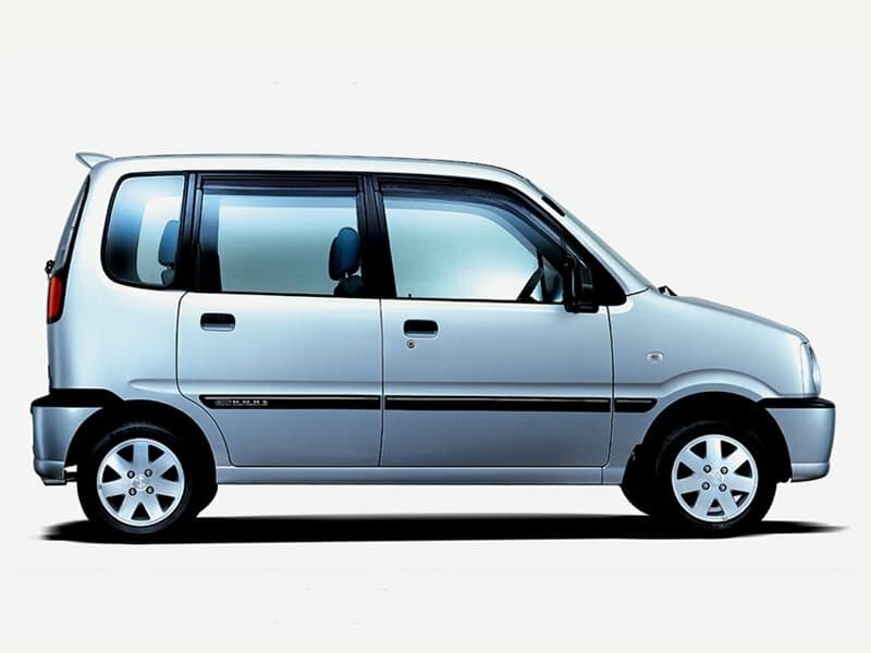 Perodua Kenari 2000 – 2008 — Yandan