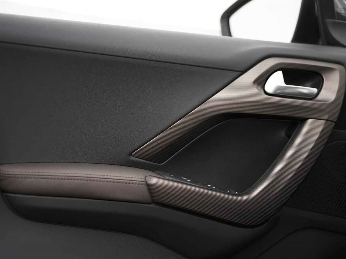 Peugeot 2008 I — Qapı
