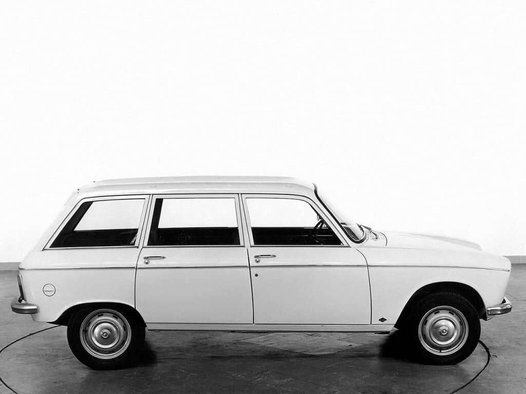 Peugeot 204 1965 – 1977 — Yandan