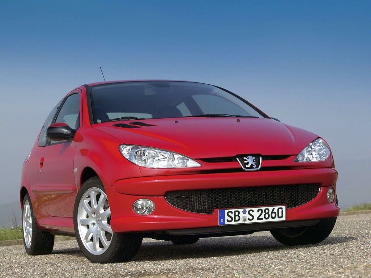 Peugeot 206 1998 – 2012 — Öndən
