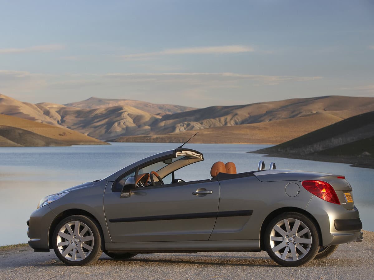 Peugeot 207 I — Yandan
