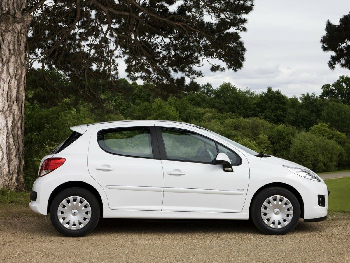 Peugeot 207 I Restayling — Yandan