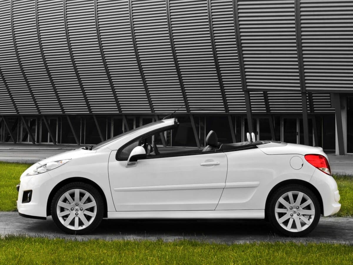 Peugeot 207 I Restayling — Yandan