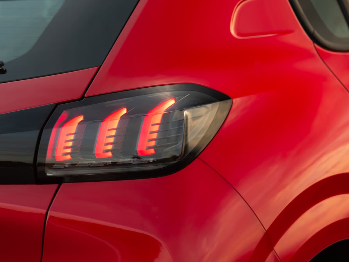 Peugeot 208 II — Detal