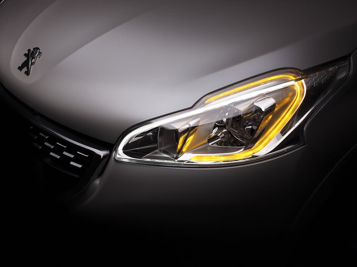 Peugeot 208 GTi I — Fara