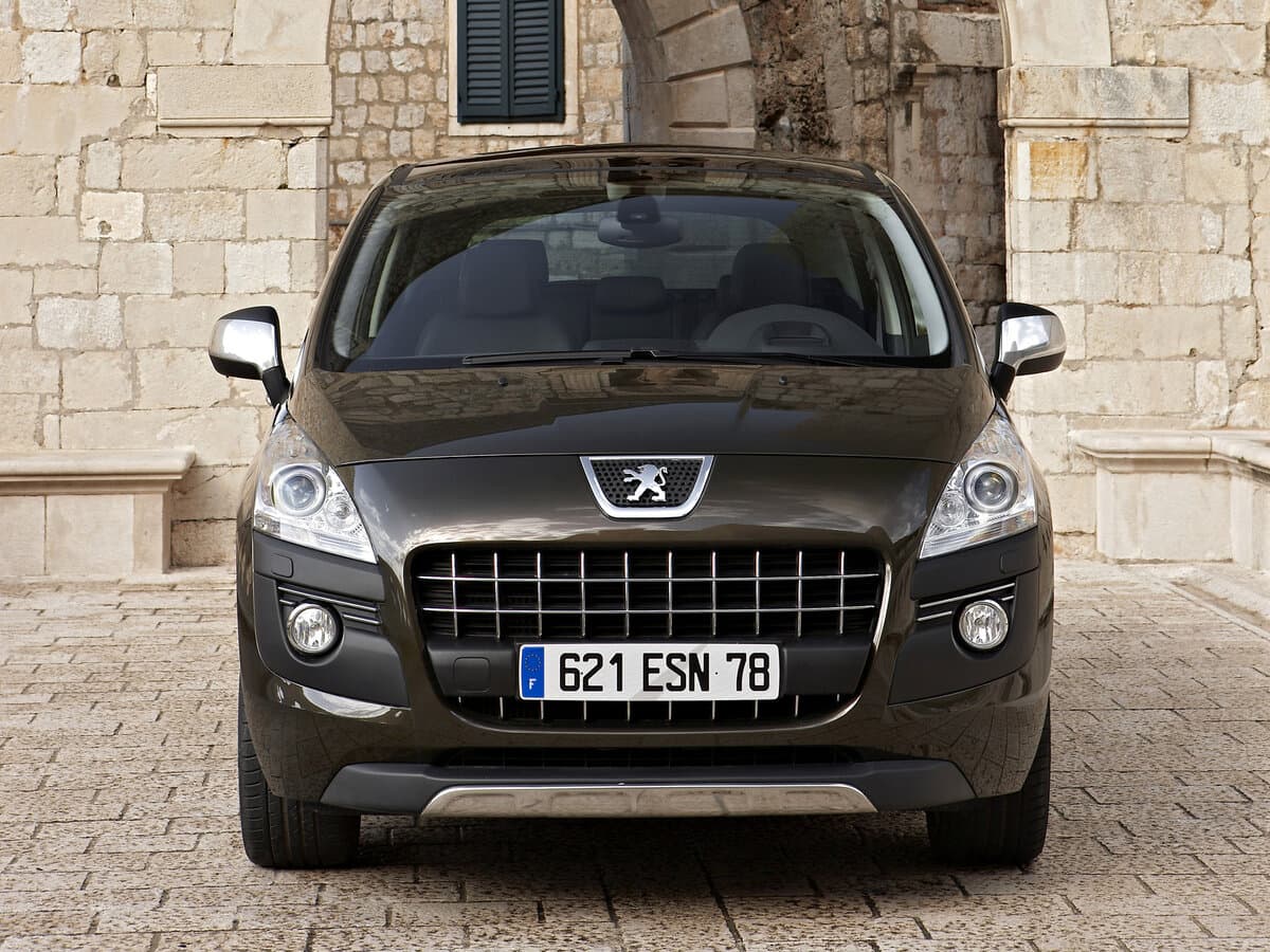 Peugeot 3008 I — Öndən